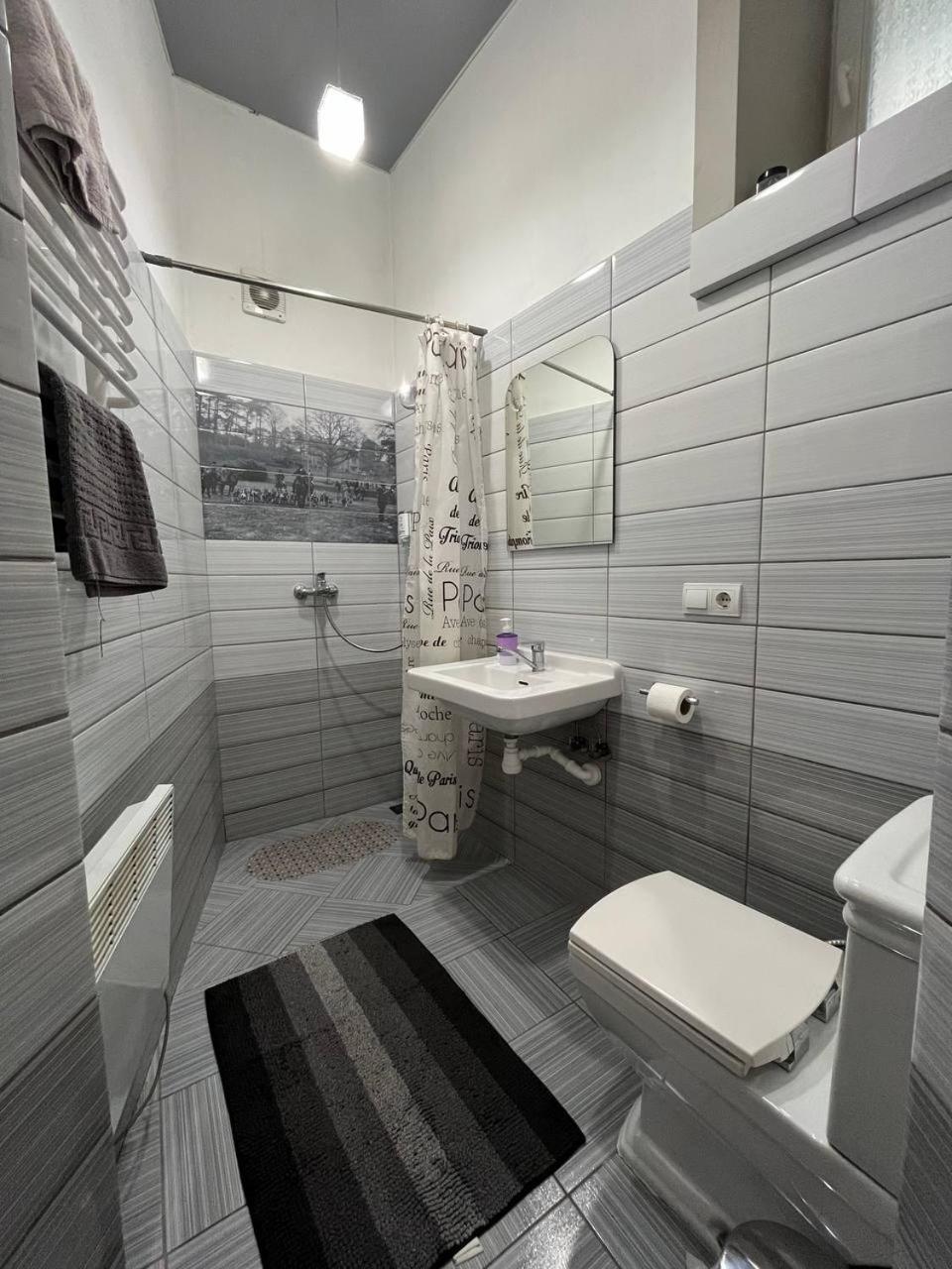 Shpytalna Apartments Lviv Exterior foto